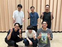 東京03と、前列左からミキ亜生、ダウ90000蓮見、ミキ昴生