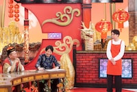 左から渋谷凪咲、かまいたち、牛ぺぺ・ゆたか