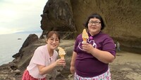 左から、鈴木奈々、メイプル超合金・安藤なつ