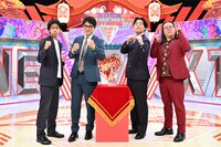 「第15回ytv漫才新人賞 ROUND2」を通過した（左から）ぎょうぶ、マーメイド