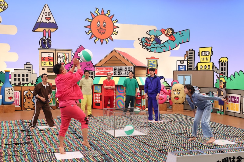 「火曜は全力！華大さんと千鳥くん」のワンシーン