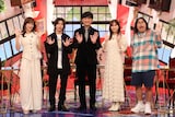 左から、中川安奈、末澤誠也、劇団ひとり、芳根京子、ロッチ中岡