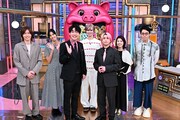 左から前田裕二、森泉、川島明（麒麟）、Matt、佐久間大介（Snow Man）、神田愛花、成田悠輔。©TBS
