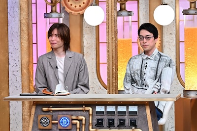 “おカネの天才”として登場する（左から）前田裕二、成田悠輔