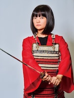 「有吉の壁 劇場版アドリブ大河『面白城の18人』」でわり井直虎を演じる蛙亭イワクラ