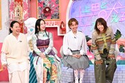 左からいとうあさこ、ファーストサマーウイカ、peco、若槻千夏