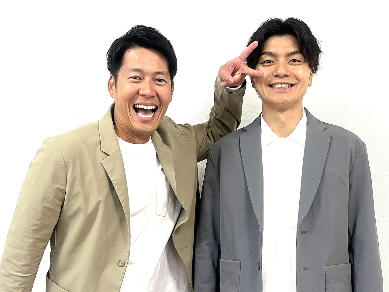 アイラブ地球。左がきむきむ、右がコウノ・オブ・ザ・イヤー