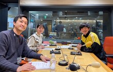 12月7日放送回に出演する（左から）三菱電機宇宙事業部の真鍋氏、箱崎みどりアナ、パンサー向井