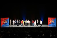 「ダブルインパクトツアー2025」大阪公演の様子