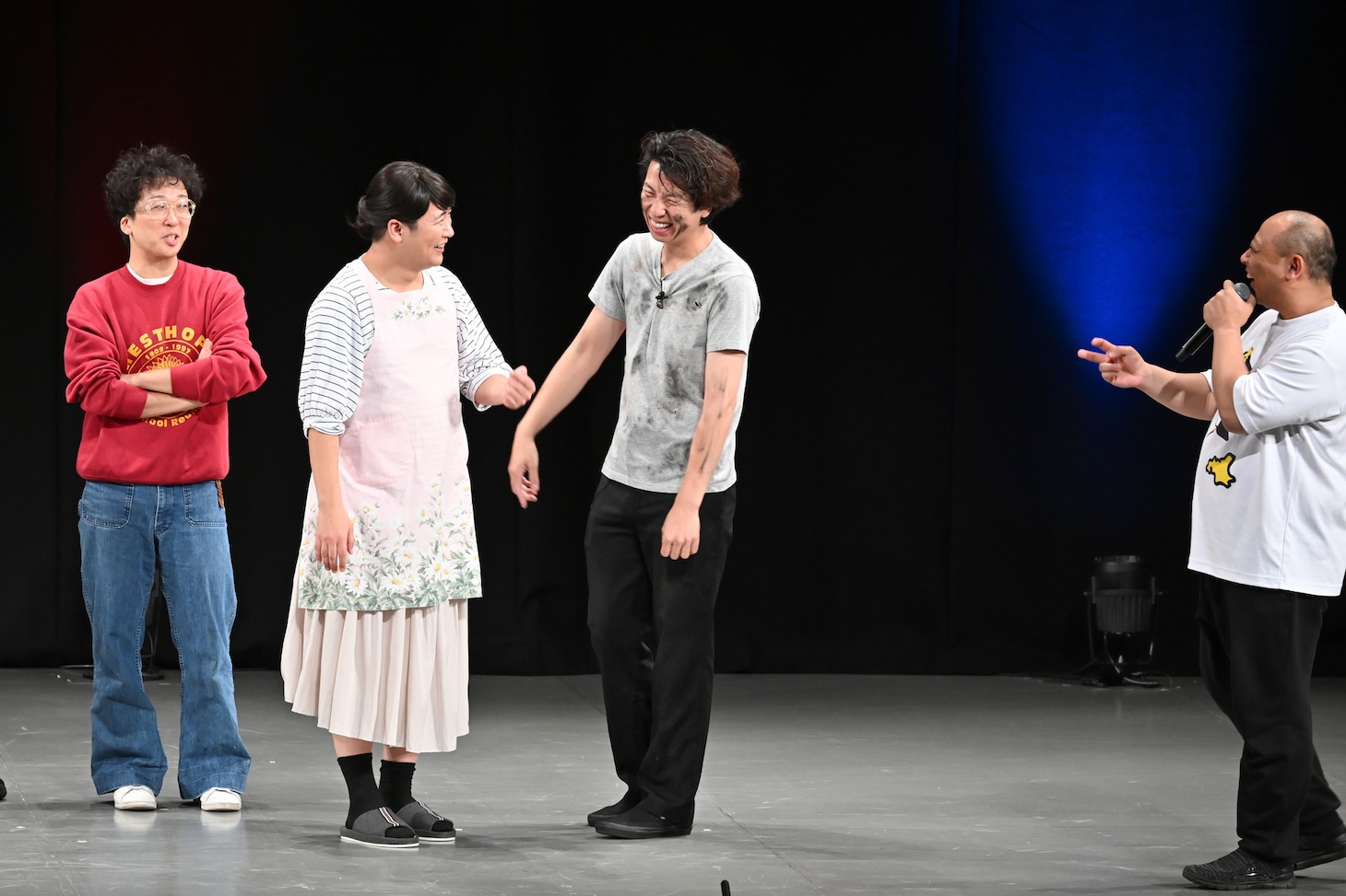 「ダブルインパクトツアー2025」大阪公演の様子