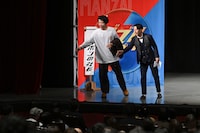 「ダブルインパクトツアー2025」大阪公演の様子