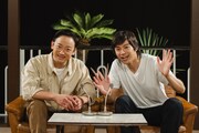 明石家さんまに扮する山田裕貴（右）と坂本九に扮する山本耕史（左）