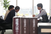 「ESCAPE それは誘拐のはずだった」第9話より、こたけ正義感の出演シーン