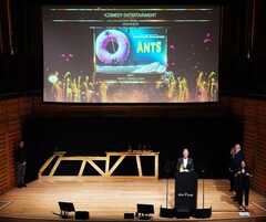 ニューヨークMC番組「ANTS」がヨーロッパの国際テレビ賞「ローズ・ドール賞」を獲得、最優秀コメディに選ばれる