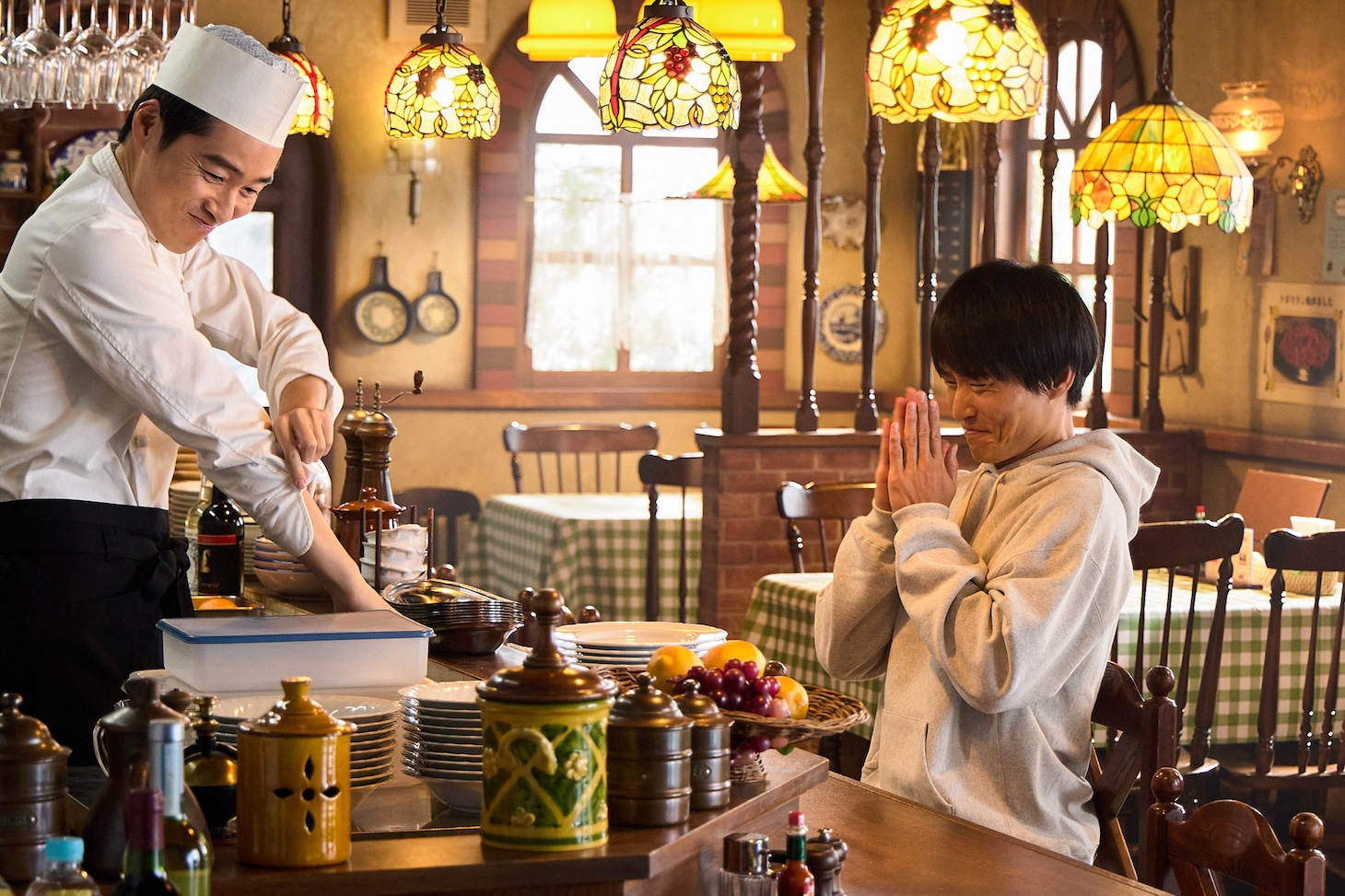 Indeed新CMの撮影に臨むジャルジャル