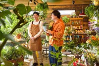 Indeed新CMの撮影に臨むロングコートダディ