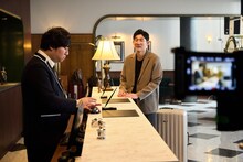 Indeed新CMでジャルジャル、金属バット、ロングコートダディら対決