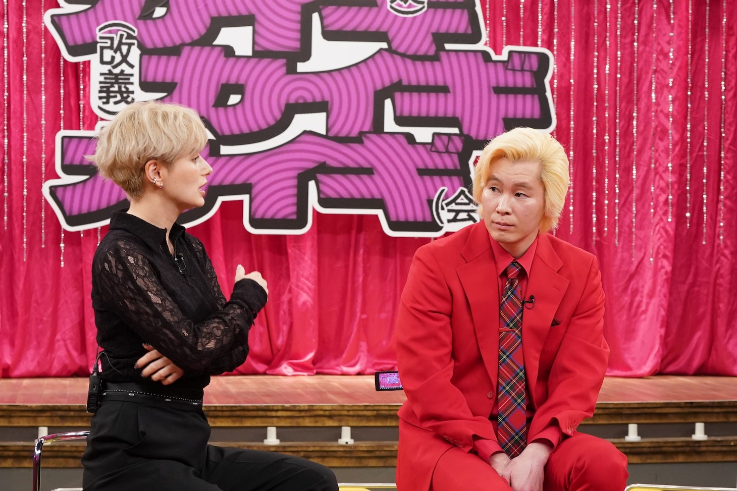 ホラン千秋とメイプル超合金カズレーザー