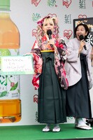 悩みを告白するエルフ荒川