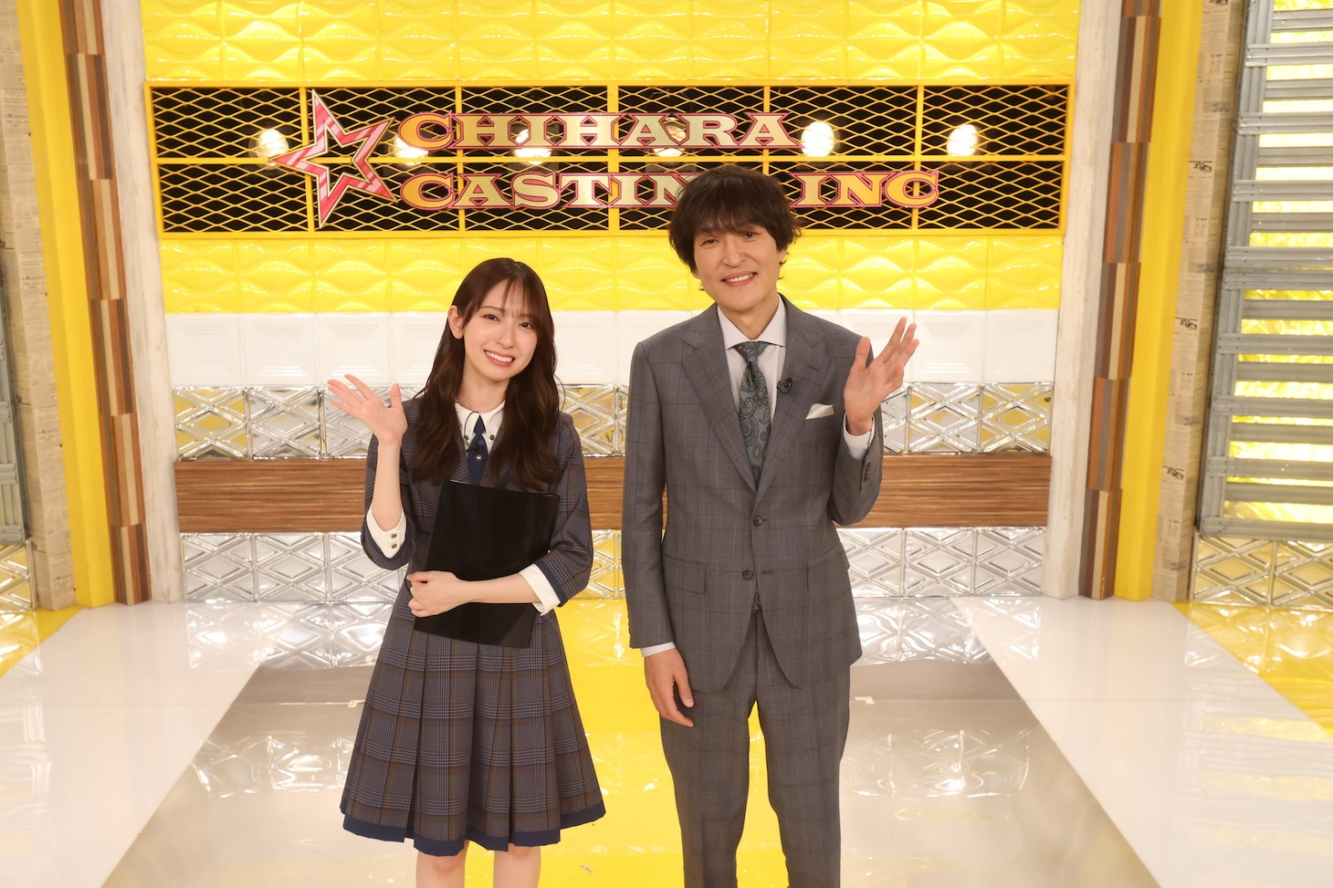 左から金村美玖、千原ジュニア