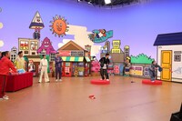 「火曜は全力！華大さんと千鳥くん」のワンシーン