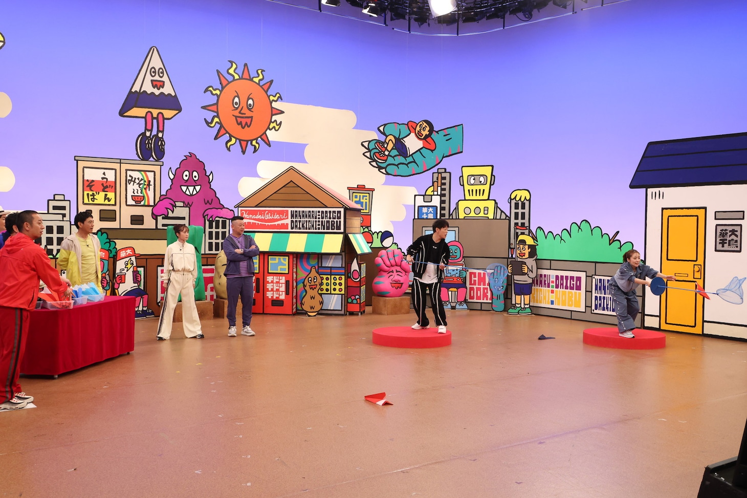 「火曜は全力！華大さんと千鳥くん」のワンシーン