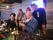 バイきんぐ小峠、福井・敦賀市で深夜まで飲み歩き