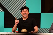 こどおじゴットタレントで審査員を務める岡野陽一