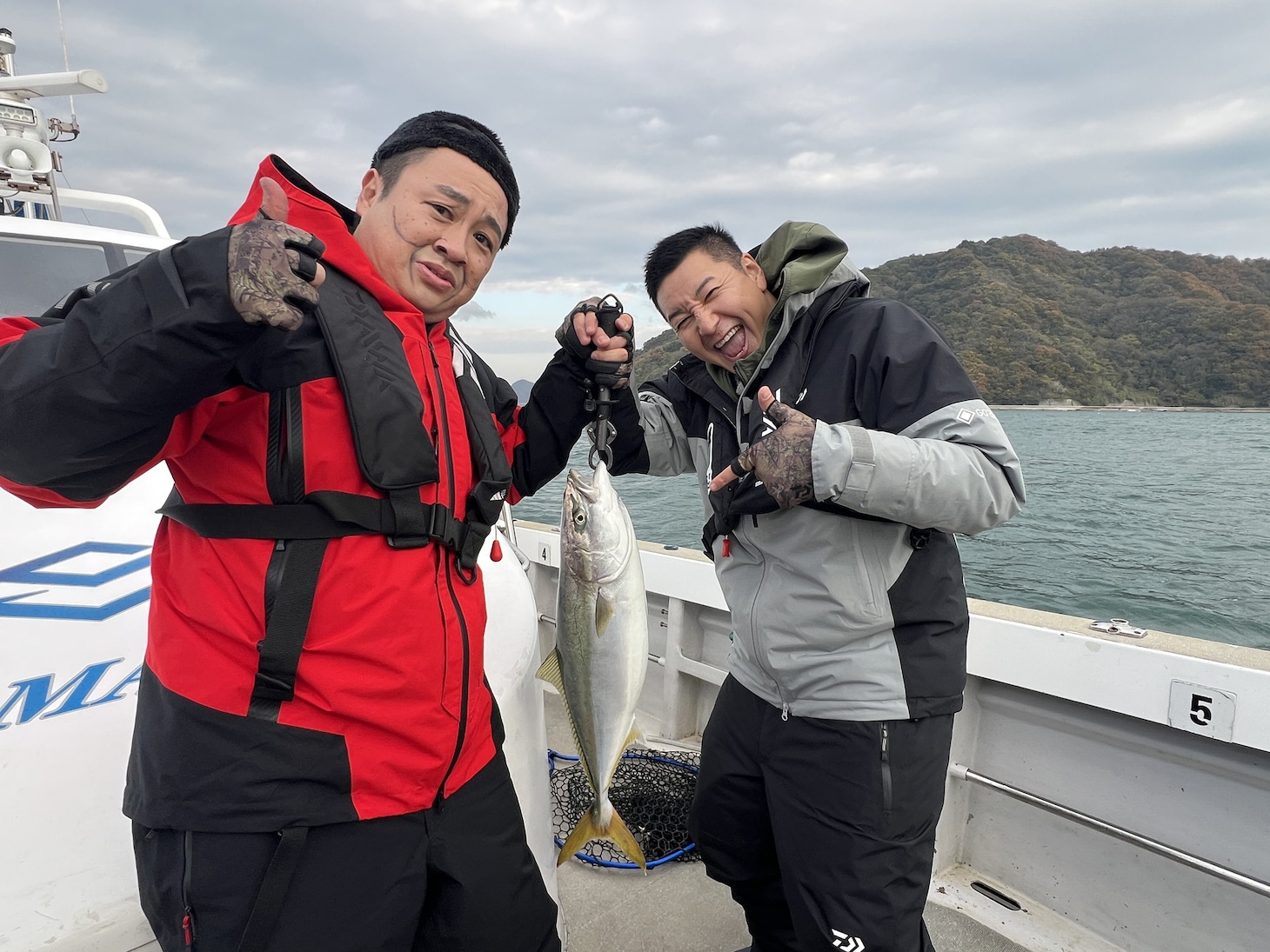 チョコレートプラネットが広島・大崎上島の学生のために鍋作り、イチキップリンも招集