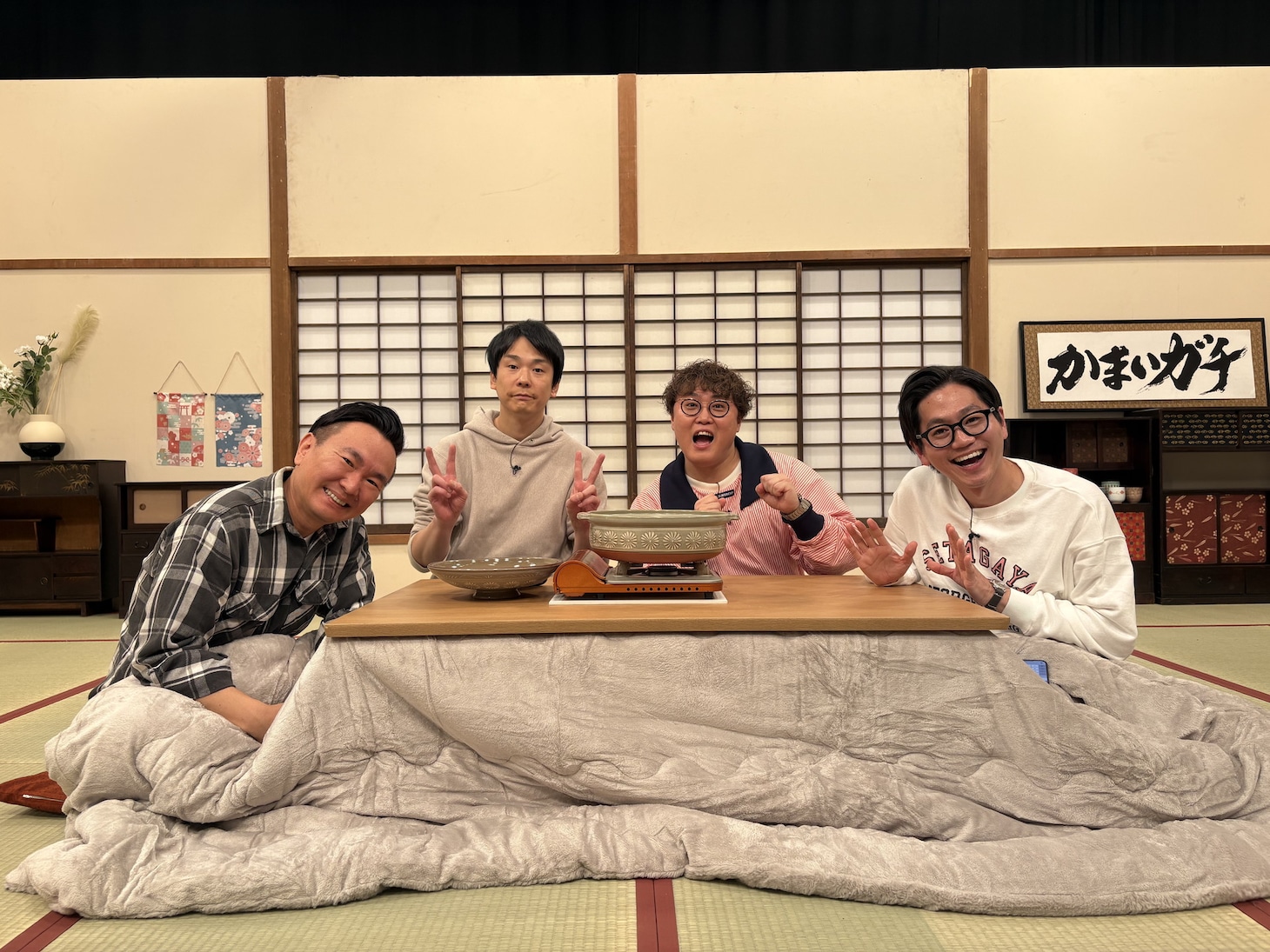 左から、かまいたち、マユリカ中谷、東京ホテイソンたける