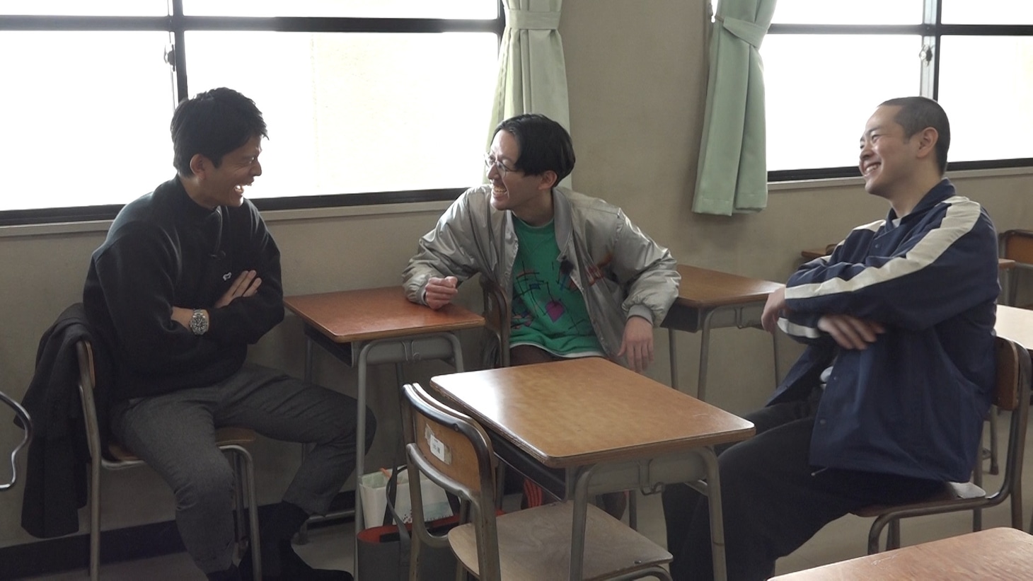 「容疑者☆パンプキンポテトフライ ～解散詐欺罪を犯した二人の逃避行～」より