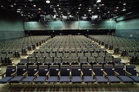 ルミネtheよしもとの館内