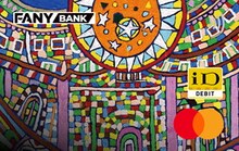 ジミー大西がデザインした「FANY BANK」デビットカード