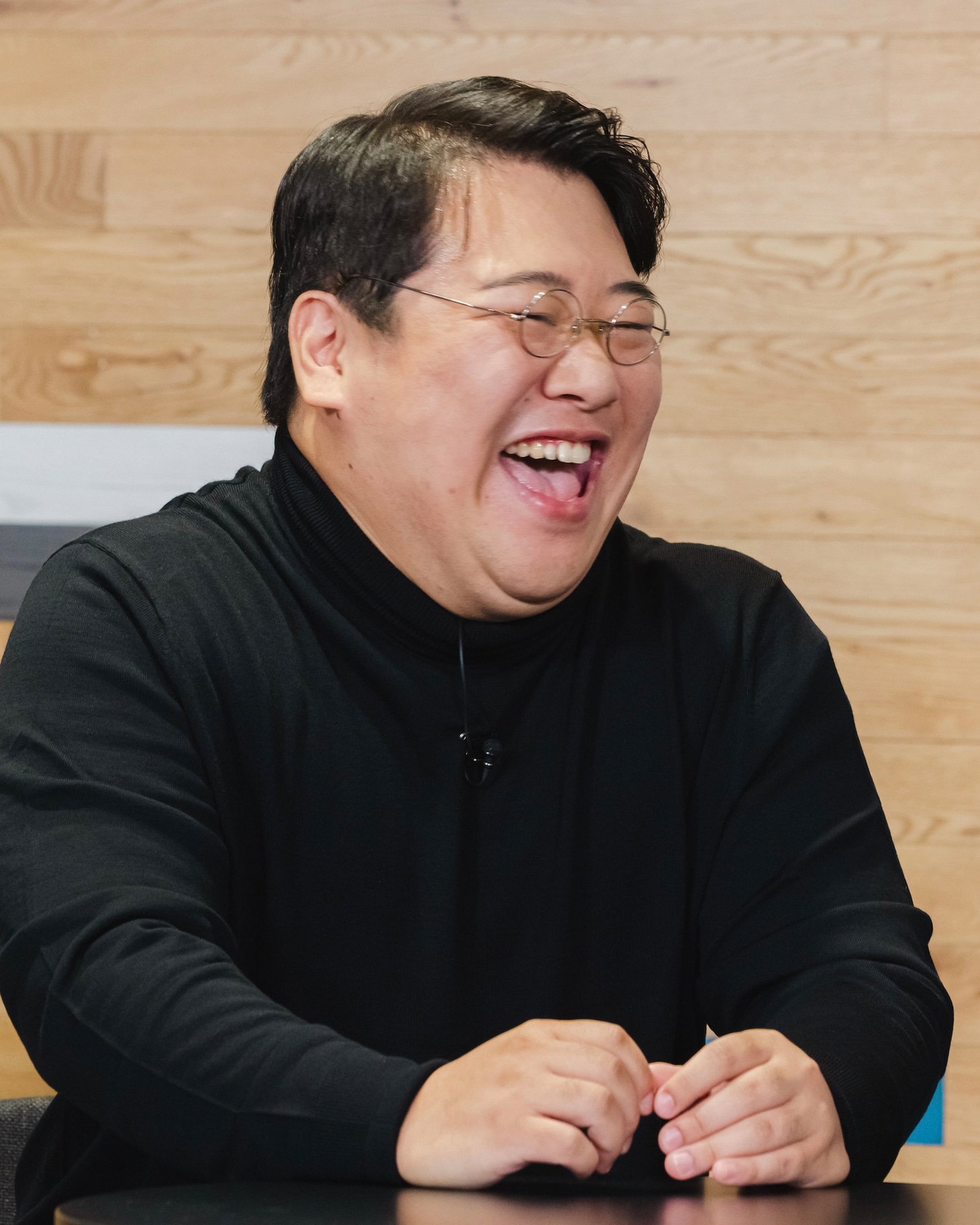 いまだテレ東に問い合わせ殺到中の佐久間P、ラランド・ニシダと公式HP制作