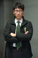 九条ジョー、新ドラマ「マトリと狂犬」で人を薬漬けにする卑劣なローカルタレント役