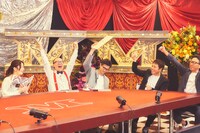 TELASAオリジナル番組「レジェンド戦士が答える M-1超クイズ」のワンシーン