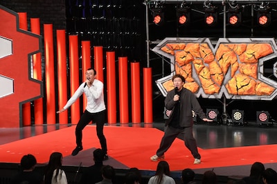 観客に立ってもらい、全員で「ナナナナ～」をやるジョイマン