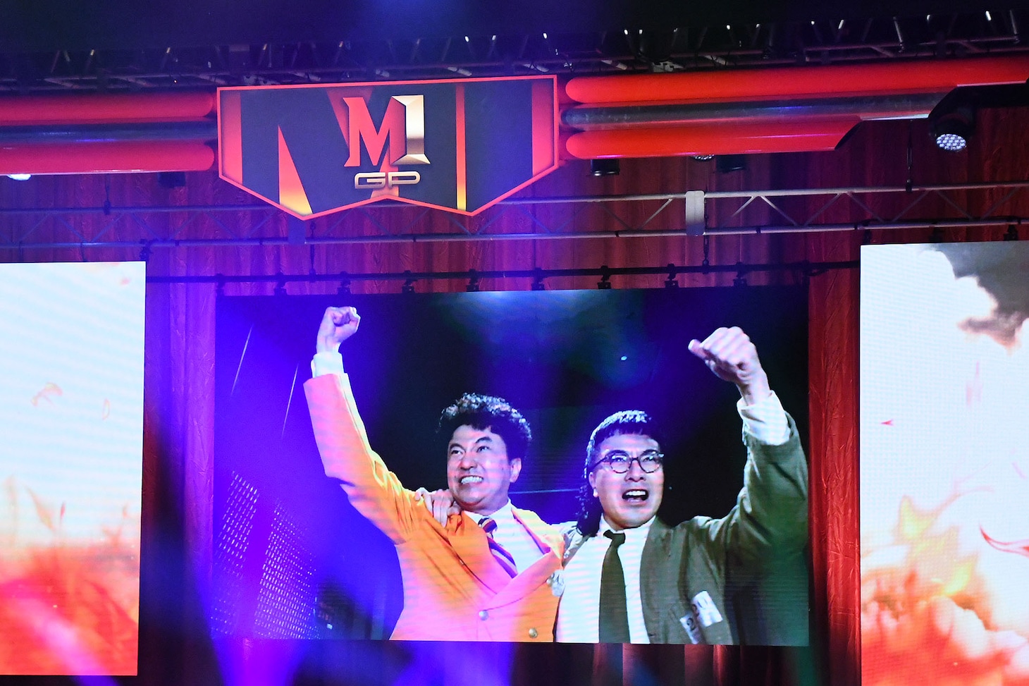 決勝のスタジオへ向かうカナメストーン