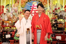 「爆笑ヒットパレード2026」MCのかまいたち