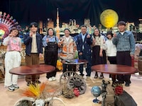 左からスパイク松浦、タイムマシーン3号・山本、紅しょうが・熊元プロレス、さらば青春の光・森田、とろサーモン久保田、ぼる塾・田辺、カーネーション吉田、FUJIWARA藤本