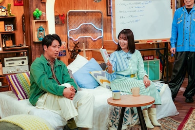 左から、ニューヨーク屋敷、三宅香帆