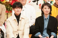 左から高橋文哉、天海祐希