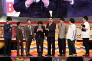 トークコーナーに出演した中川家、ななまがり、ロングコートダディ