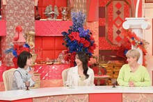 左から弘中綾香アナウンサー、森香澄、ホラン千秋