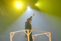 セクシーさを放つ野田クリスタル