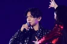 野田クリスタルが1万人会場から無観客配信で放つ多量のセクシー、年越しカウントダウンはズレる