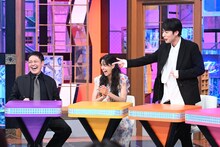 左から、くりぃむしちゅー有田、森泉、中丸雄一