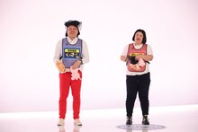 左から野性爆弾くっきー！、紅しょうが・熊元プロレス