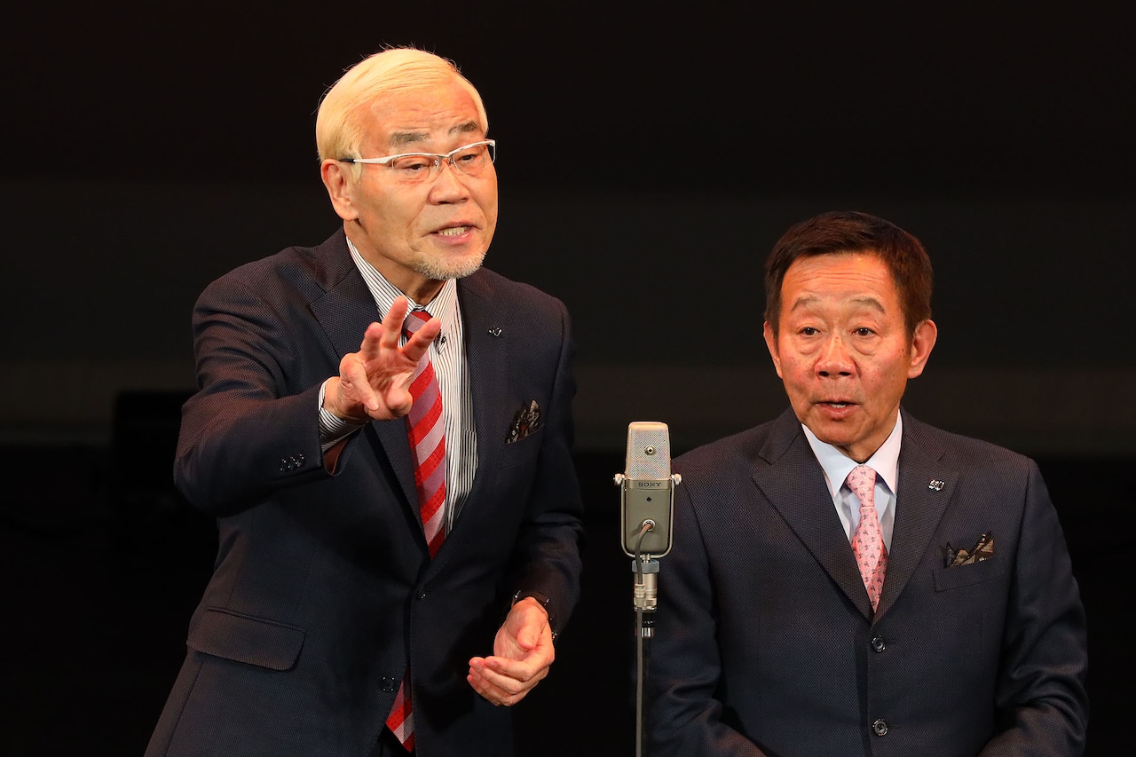 オール阪神・巨人結成50周年公演に明石家さんまが駆けつける、おむつプレゼントで伏線回収