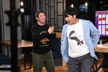 さらば青春の光、白熱の紙相撲で名勝負誕生　最後はまさかの“八百長”失敗